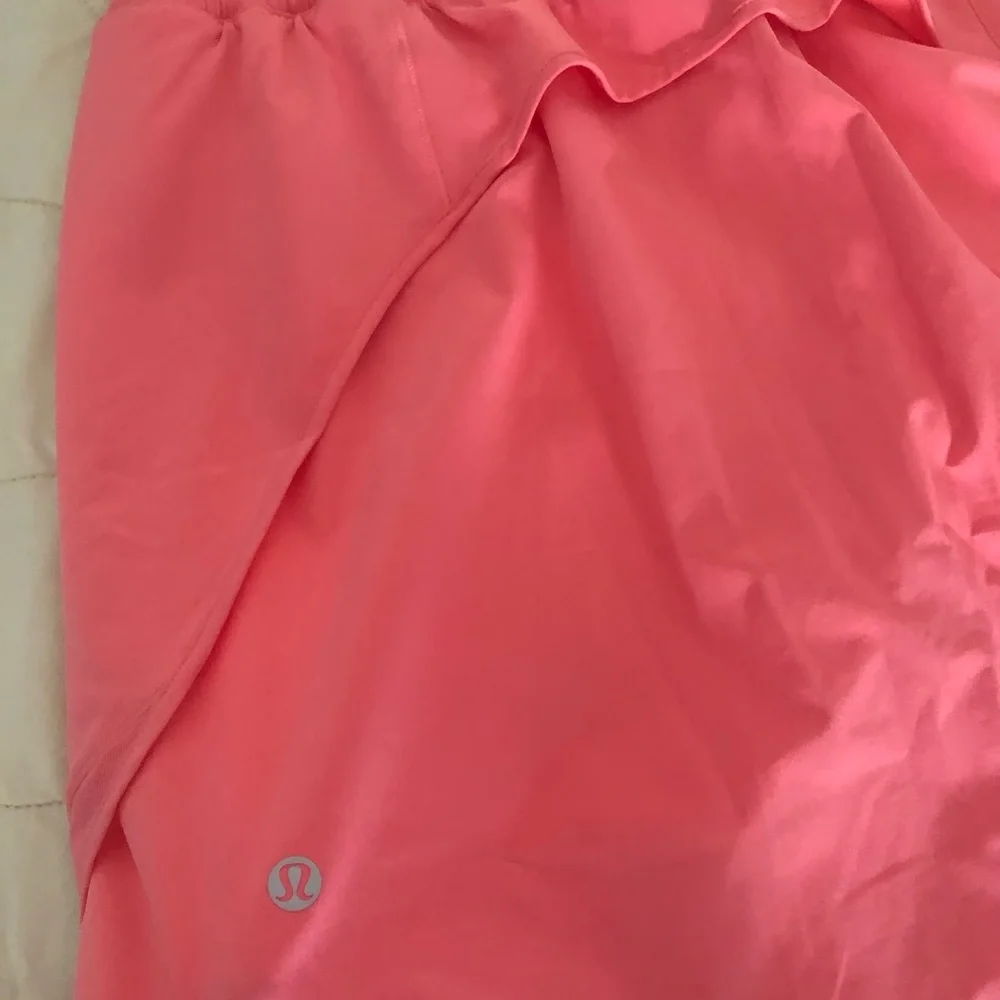 Lululemon Hotty Hot Skirt/ worn once/ “long size” 4” liner - Picture 4 of 5